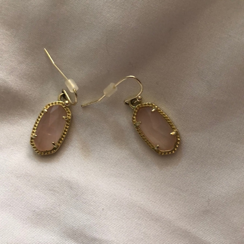 Kendra Scott rose quartz earrings